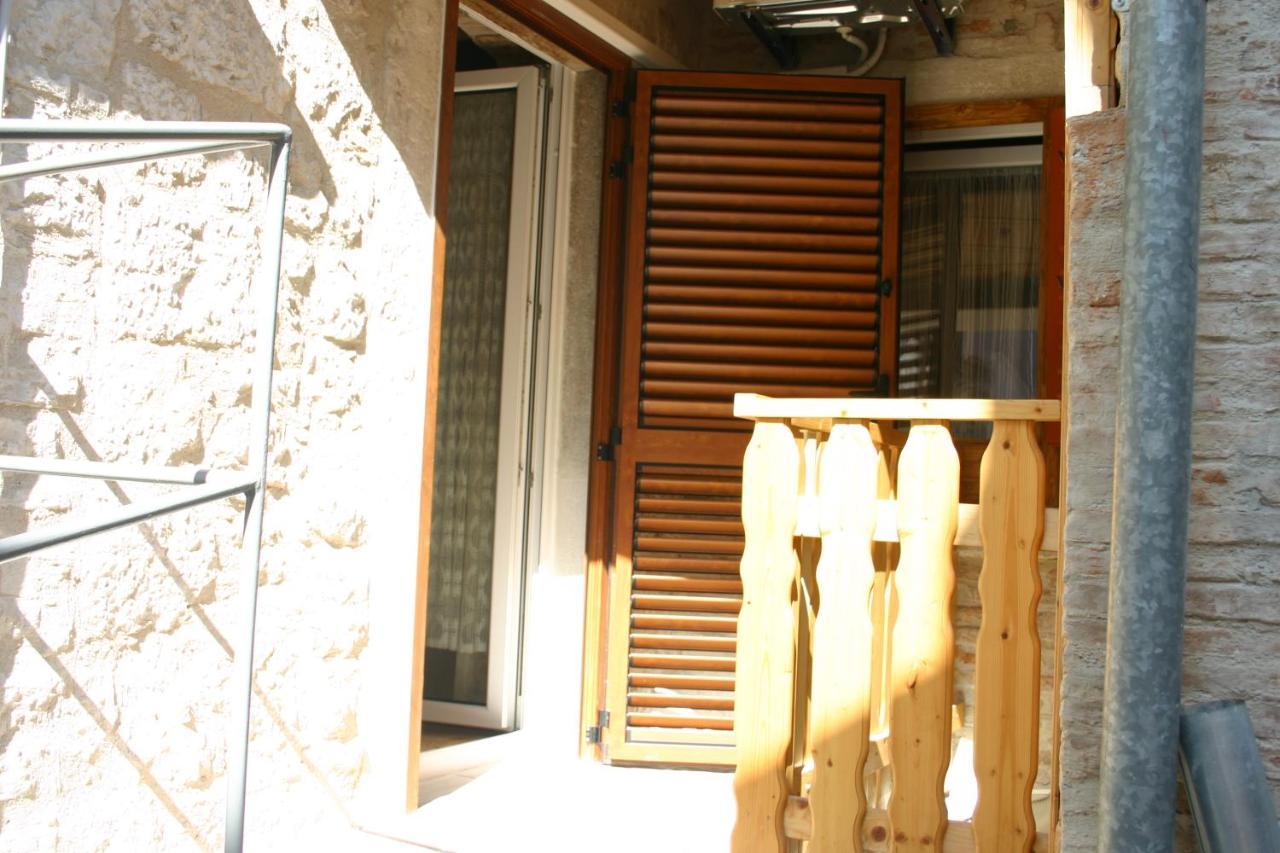 Studio Apartment La Maison De Catherine Rovinj Exterior foto